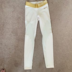 Nike leggings